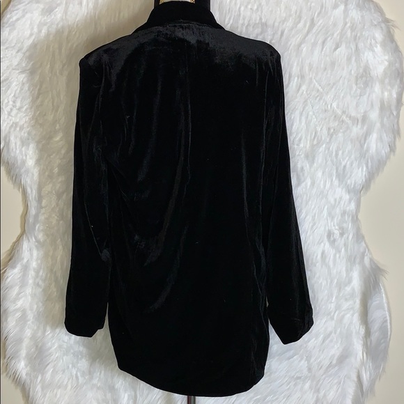 Cherrykoko Black Velvet Blazer - Picture 6 of 8